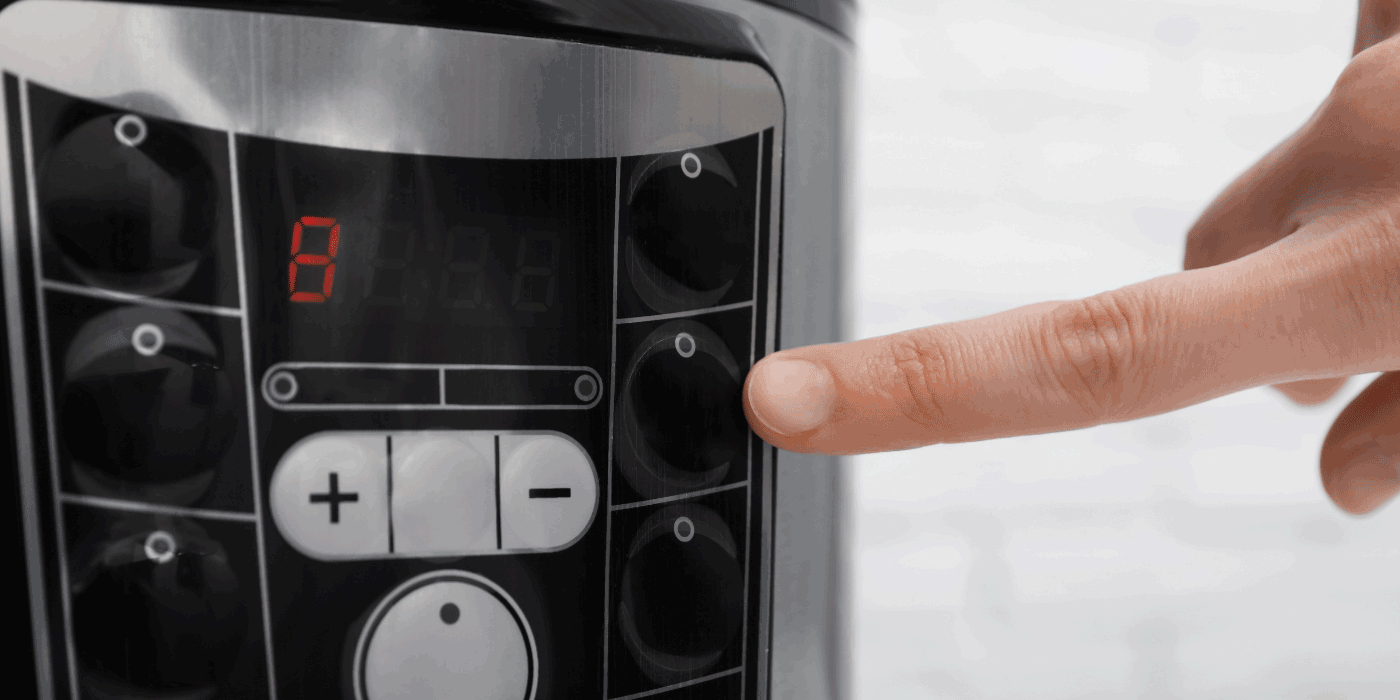 How Do Altitude and Humidity Affect Rice Cooking, and How Can One